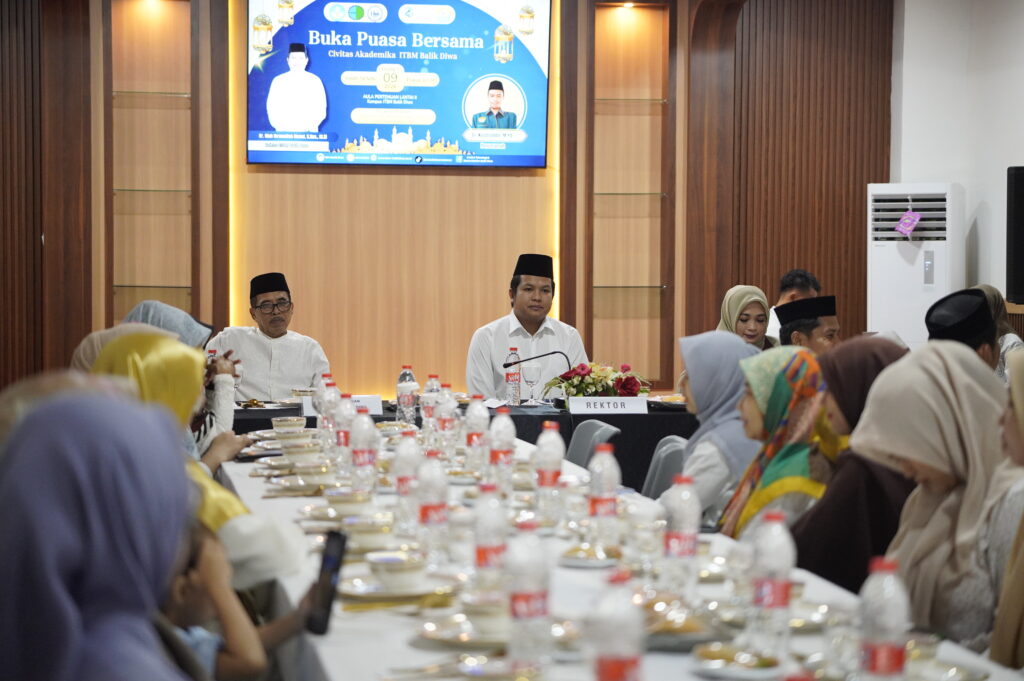 BUKA PUASA BERSAMA CIVITAS AKADEMIKA ITBM BALIK DIWA MENUJU 25 TAHUN ITBM BALIK DIWA